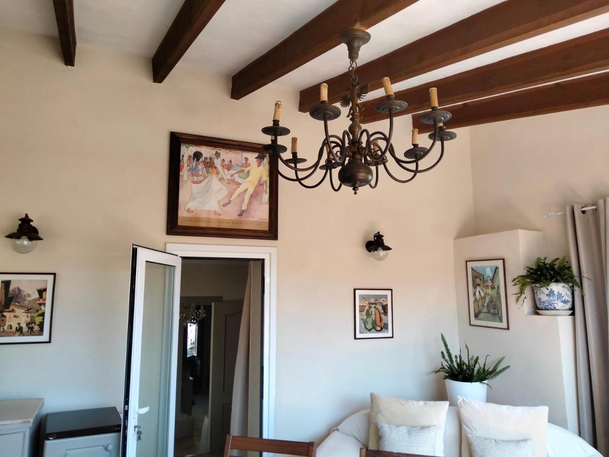 Les Penyetes Boutique Bed And Breakfast Campell Exterior photo