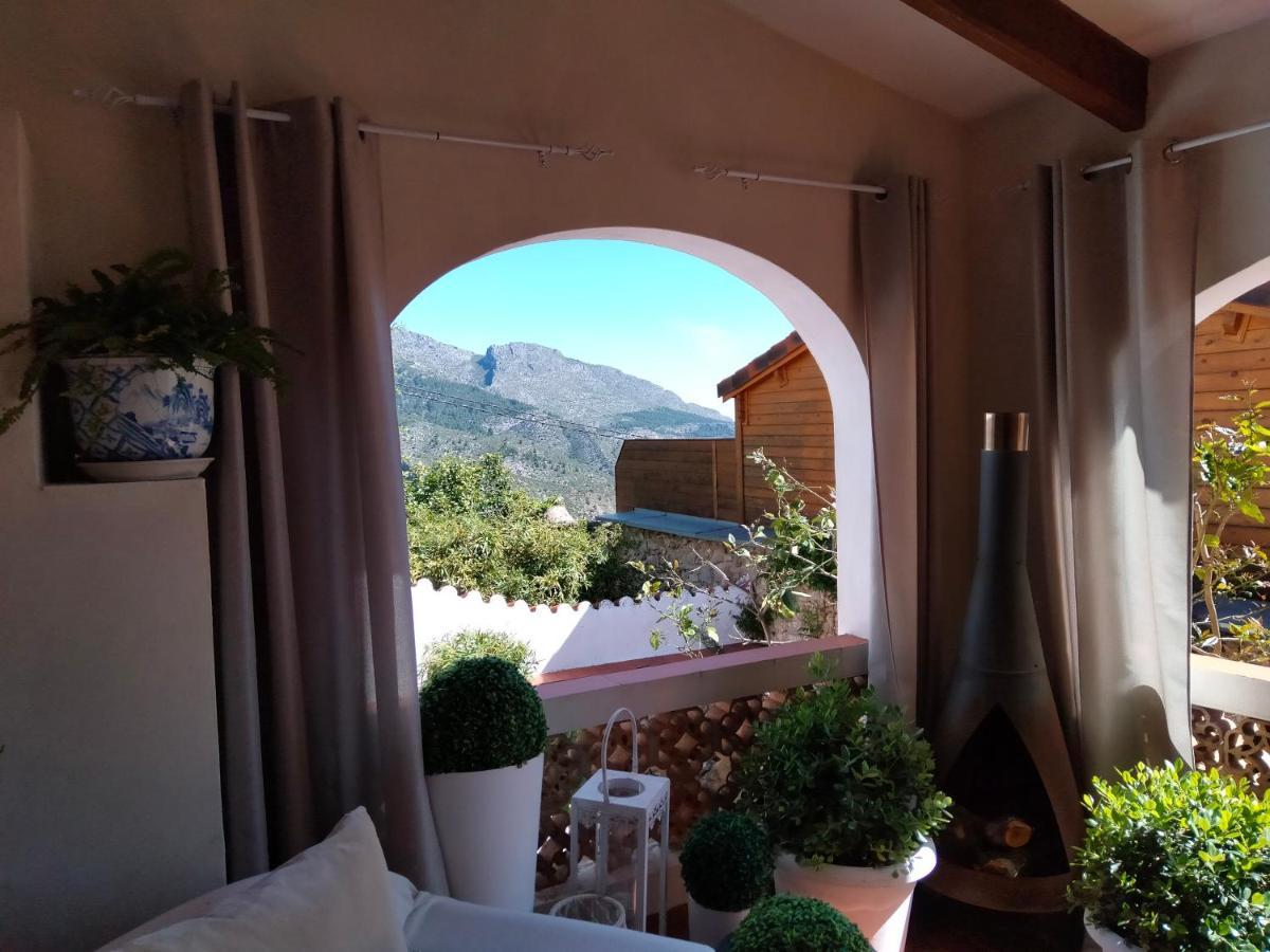 Les Penyetes Boutique Bed And Breakfast Campell Exterior photo